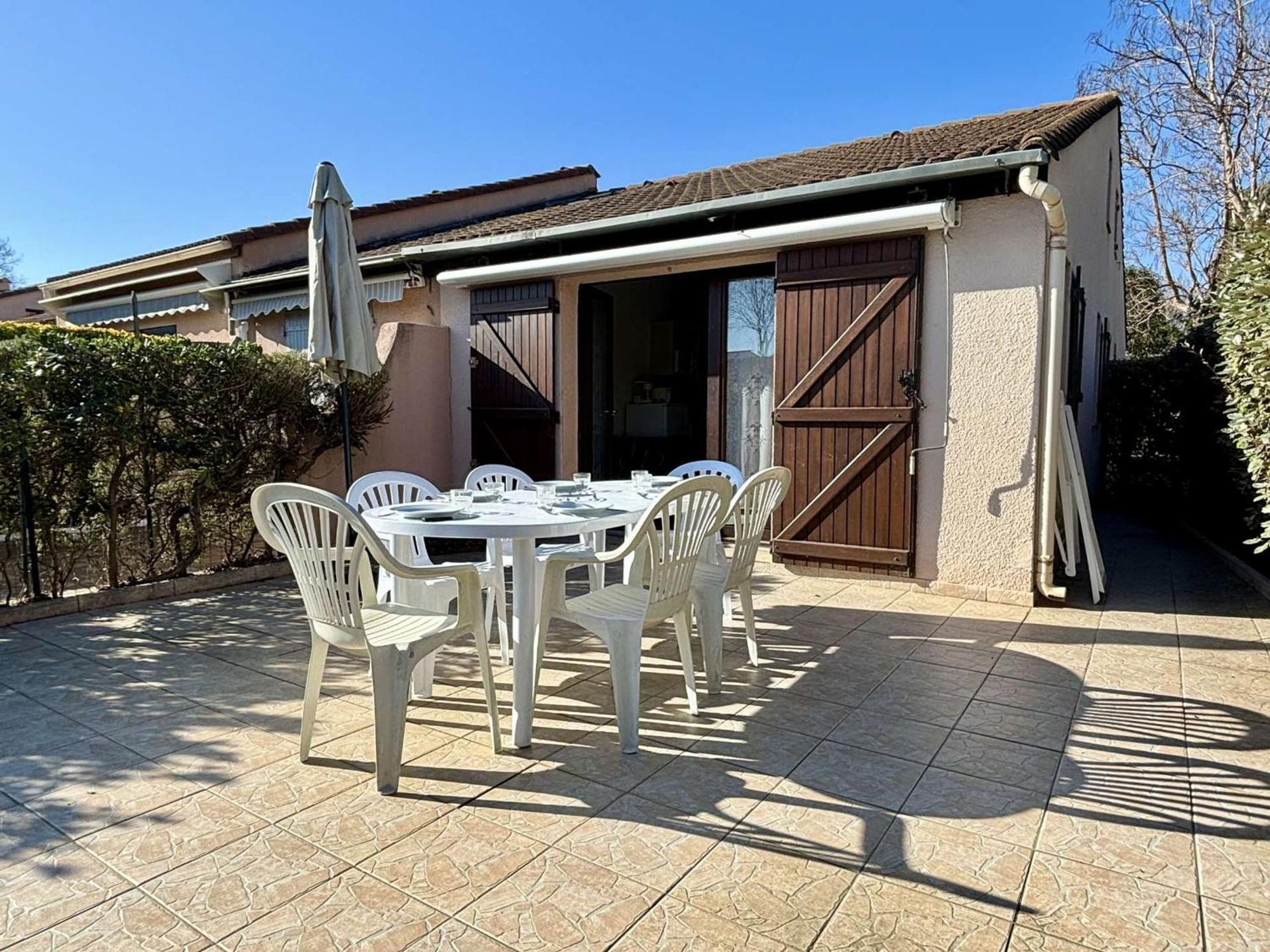 Maison 2 Pieces Avec Mezzanine, Piscine Et Parking Prives, 6 Couchages A 700M De La Plage - Argeles-Sur-Mer - Fr-1-225-74 Экстерьер фото